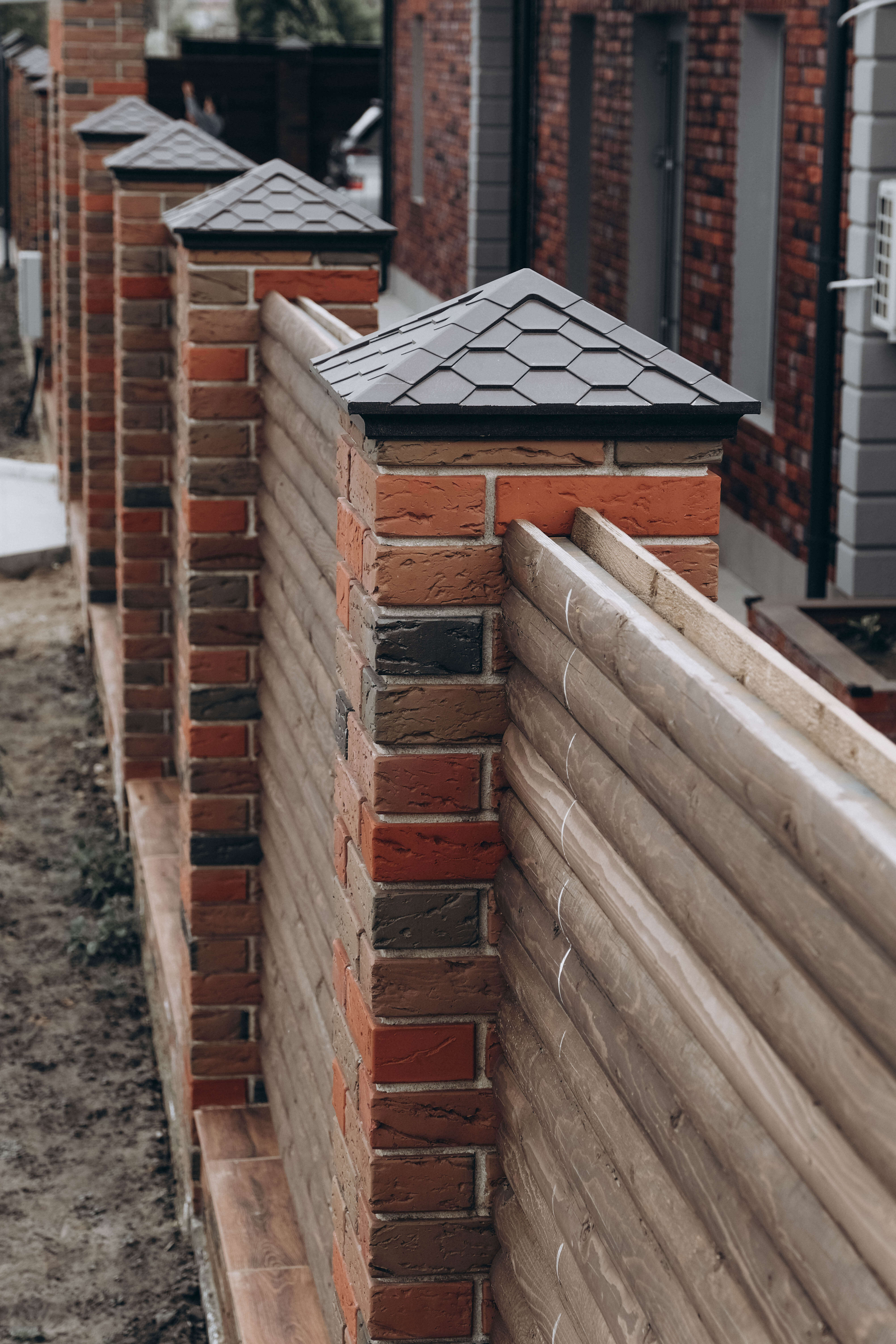 Колпак Zking Эверест Коричневый на столб 1.5х1.5 кирпича (390х390мм) в Новосибирске фото