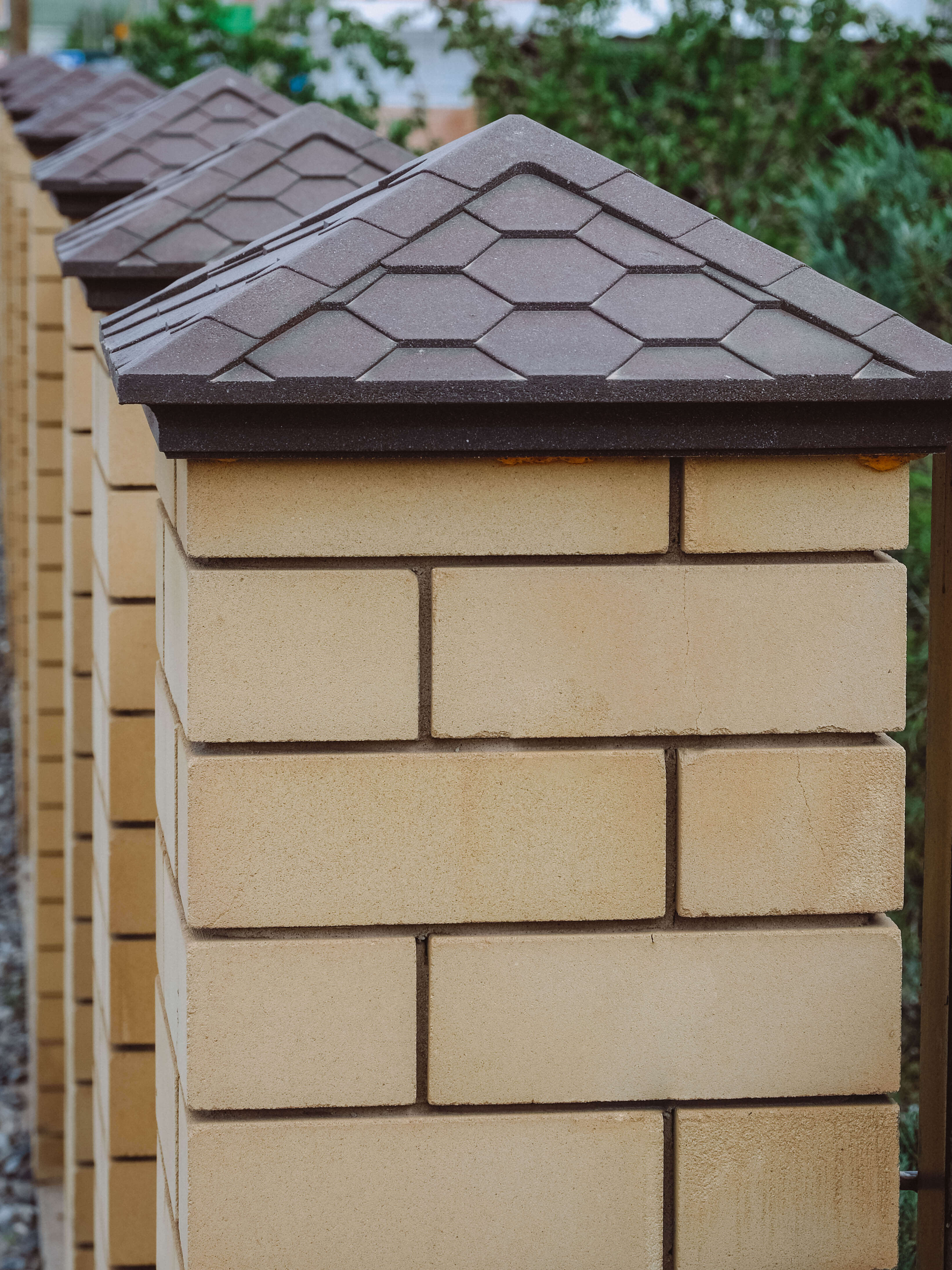 Колпак Zking Эверест Коричневый на столб 1.5х1.5 кирпича (390х390мм) в Новосибирске фото